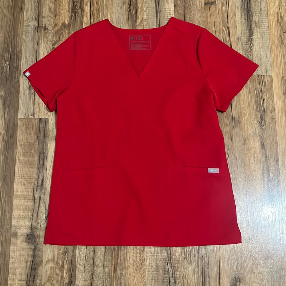 Figs Scrub Top - Winning Red